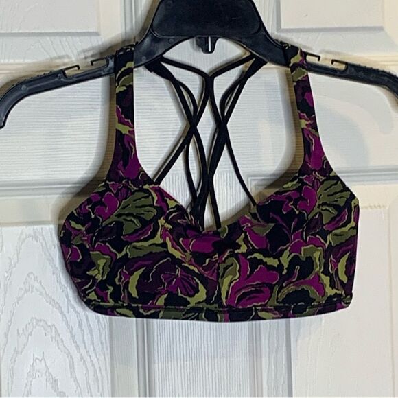 Lululemon Free To Be Zen Sports Bra Size 6 - Picture 8 of 11